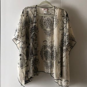 CUTE BOHO KIMONO / CARDIGAN with unique designs👘